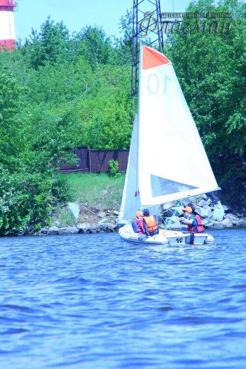 Фоторепортаж с парусной практики флотилии Флагман, прошедшей в июне 2017 года.